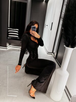 Nohavice, legíny veya  - čierne